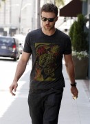 Джастин Тимберлэйк (Justin Timberlake) arrives at a medical building in Beverly Hills on June 1, 2012 (12xHQ) 603916195361178